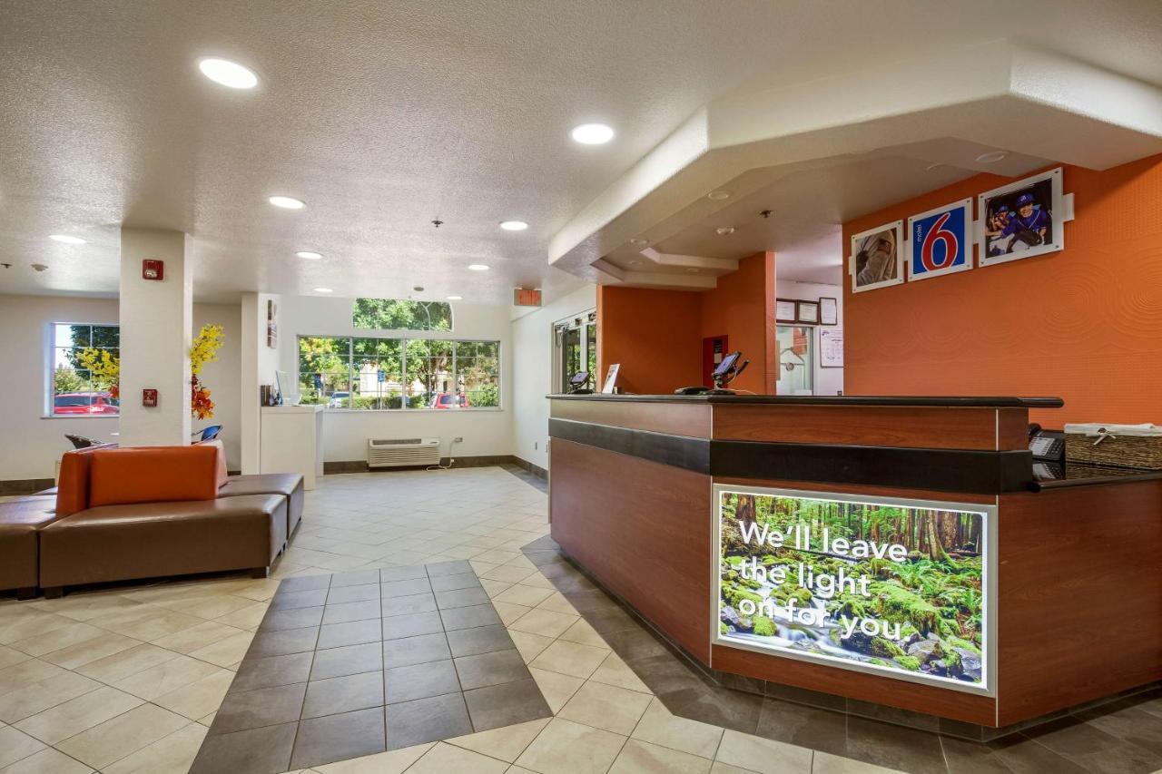 Motel 6-Dixon, Ca Ngoại thất bức ảnh
