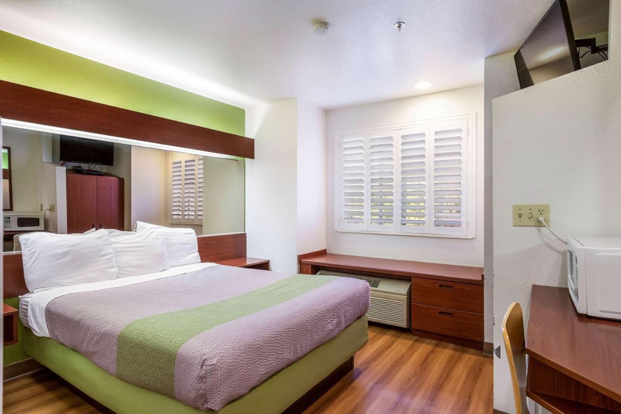 Motel 6-Dixon, Ca Ngoại thất bức ảnh