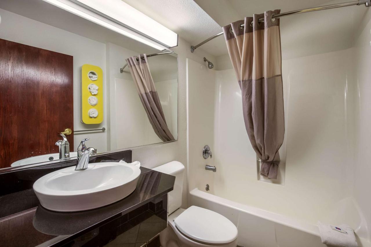 Motel 6-Dixon, Ca Ngoại thất bức ảnh